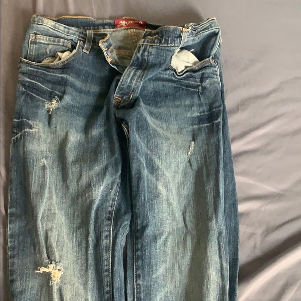 Blue Jeans - Picture 3 of 6